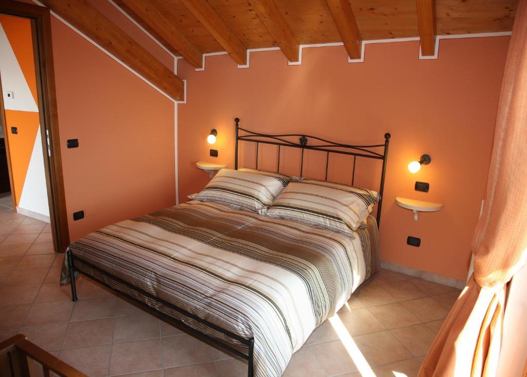 Casale Fe-Wo - Appartamenti Con Vista Lago カンネロ・リヴィエーラ 部屋 写真