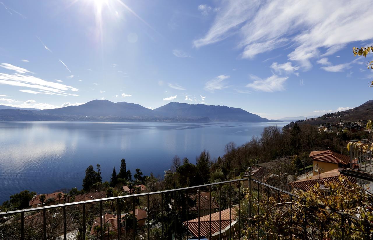 Casale Fe-Wo - Appartamenti Con Vista Lago カンネロ・リヴィエーラ エクステリア 写真